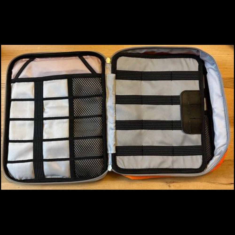 Electronics Organizer - Picture 3 of 6
